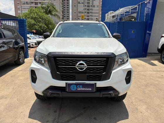 NISSAN FRONTIER 2.3 16V TURBO DIESEL ATTACK CD 4X4 AUTOMÁTICO